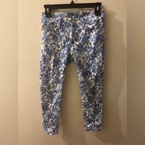 Good Condition- Michael Kors Blue and White Girls Jeans Size 0 (XSM)